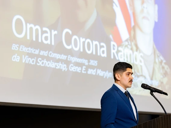 Omar Corona Ramos speaks at the College of Engineering scholarship reception
