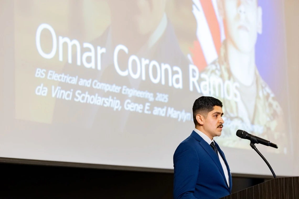 Omar Corona Ramos speaks at the College of Engineering scholarship reception